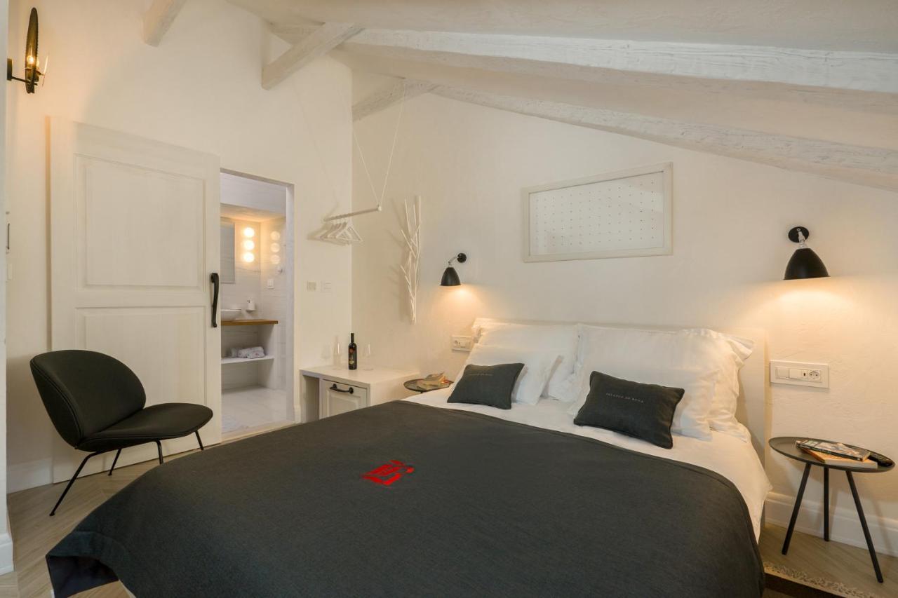 Hotel Palazzo De Bona Ragusa Esterno foto